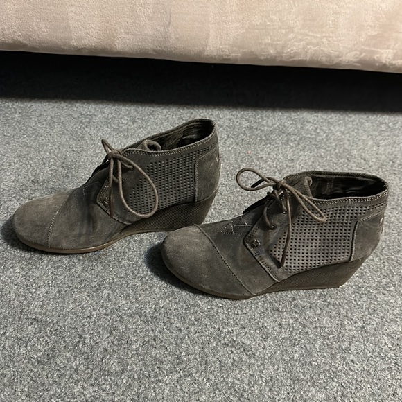 GUC toms booties - Picture 3 of 6